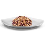 Contorno pronto Fagiolata con fagioli misti e umeboshi bio servito su piatto