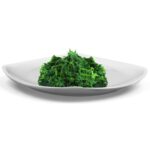 Contorno pronto spinaci al vapore bio serviti su piatto